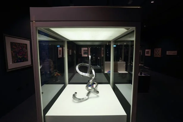 Behind the scenes as 'unique' items arrive at World Museum