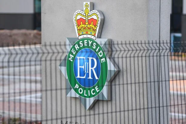 Warning as criminals 'spoof' police phone number and force person to hand over cash