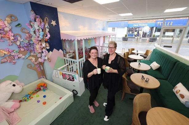 Wirral mums set up playdate café to tackle parental loneliness