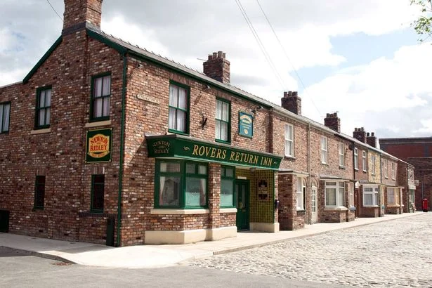 Coronation Street fans 'work out' Christmas storyline as soap legend's return 'sealed'